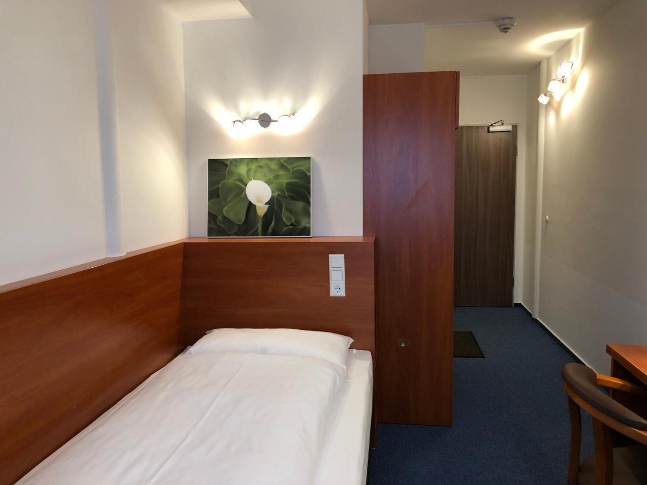Hotel Mirabell Erlangen Exterior foto